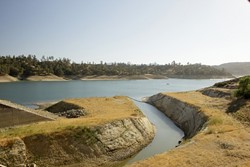 LOWER LEVELS :  Lake Nacimiento is currently at 40 percent of its capacity, and some people have worried that a pipeline would impact recreation by stranding launch ramps in the dust, but a county report notes that such a situation is unlikely based on San Luis Obispo County's water entitlement. - PHOTO BY STEVE E. MILLER