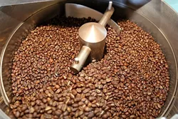 BOUTIQUE BREW: Caturra beans from Costa Rica’s Don Pepe-Finca La Trinidad farm show notes of chocolate; toastiness; warm, sweet spice; candied walnut; and gentle berry. - PHOTO BY DYLAN HONEA-BAUMANN
