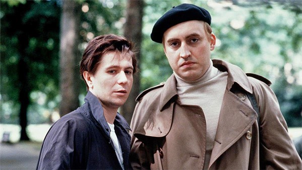 MURDERER Alfred Molina stars as Kenneth Halliwell, who murdered his lover, British playwright Joe Orton (Gary Oldman), in the 1987 biopic Prick Up Your Ears. - PHOTO COURTESY OF ZENITH ENTERTAINMENT