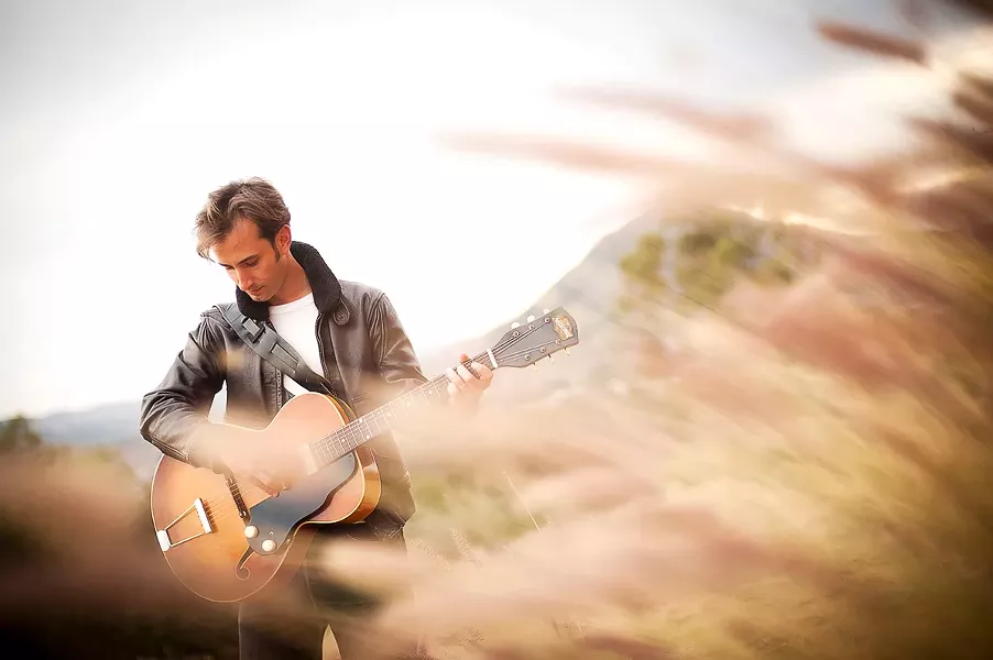 COME ALL YE FAITHFUL : Jody Mulgrew will present album release concerts for his fan-funded, NTMA-winning new album Rocket Ship on Nov. 18 and 19 at Steynberg. - PHOTO BY BRITTANY APP