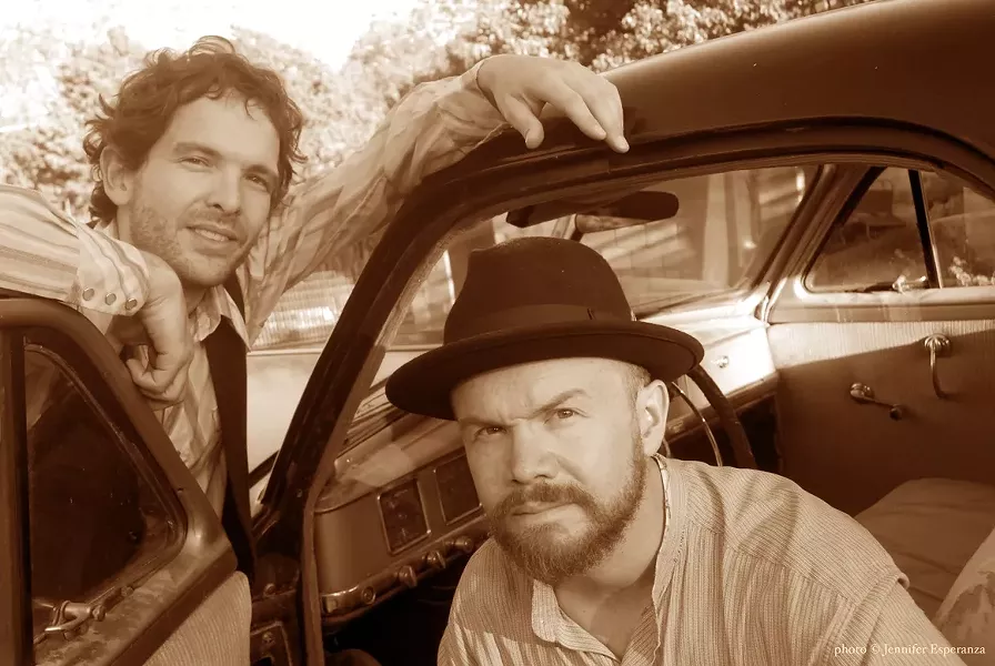 COMIN’ ROUND! : Folk, roots, and world music duo Round Mountain returns to the area for a concert at the Steynberg Gallery on June 14. - PHOTO COURTESY OF ROUND MOUNTAIN