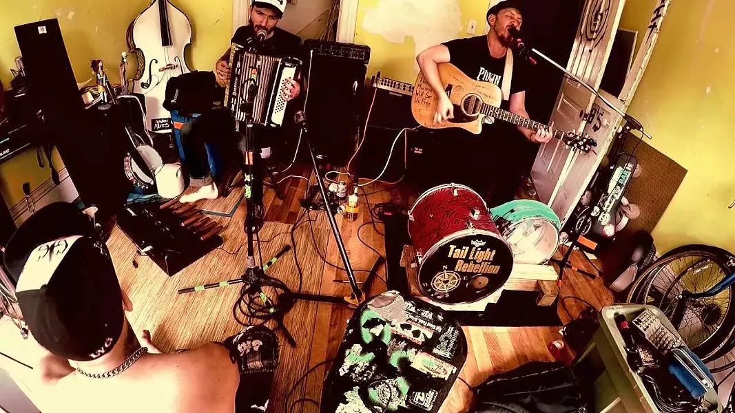 RUSTBELT ROOTS Irish-American folk rock duo Tail Light Rebellion plays Frog and Peach on June 24. - PHOTO COURTESY OF TAIL LIGHT REBELLION