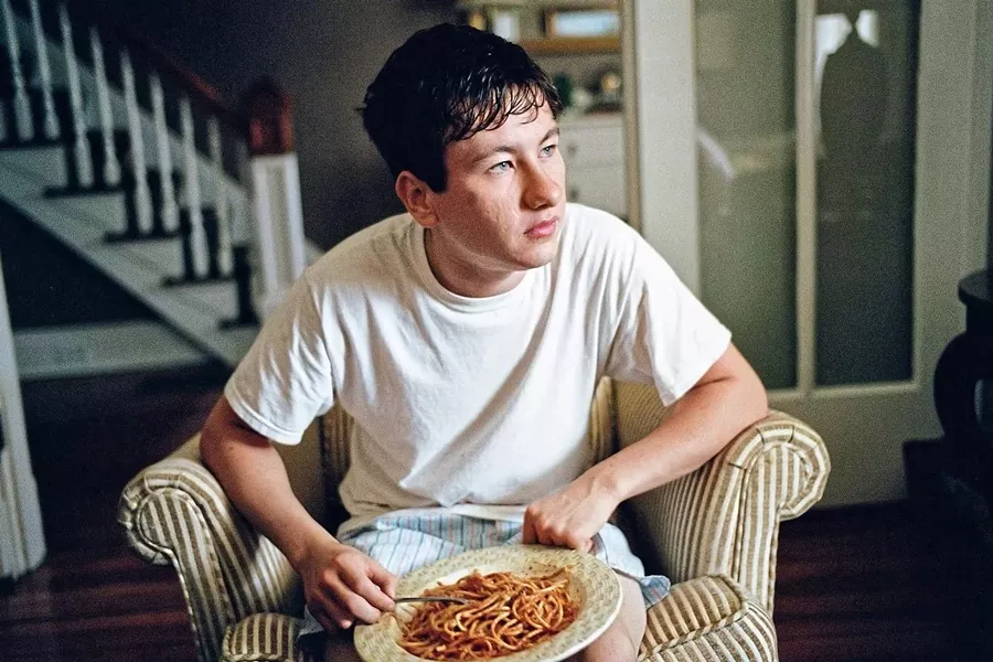 BALANCING THE SCALES Martin (Barry Keoghan) insinuates himself into the life of a surgeon he holds responsible for the death of his father. - PHOTO COURTESY OF A24