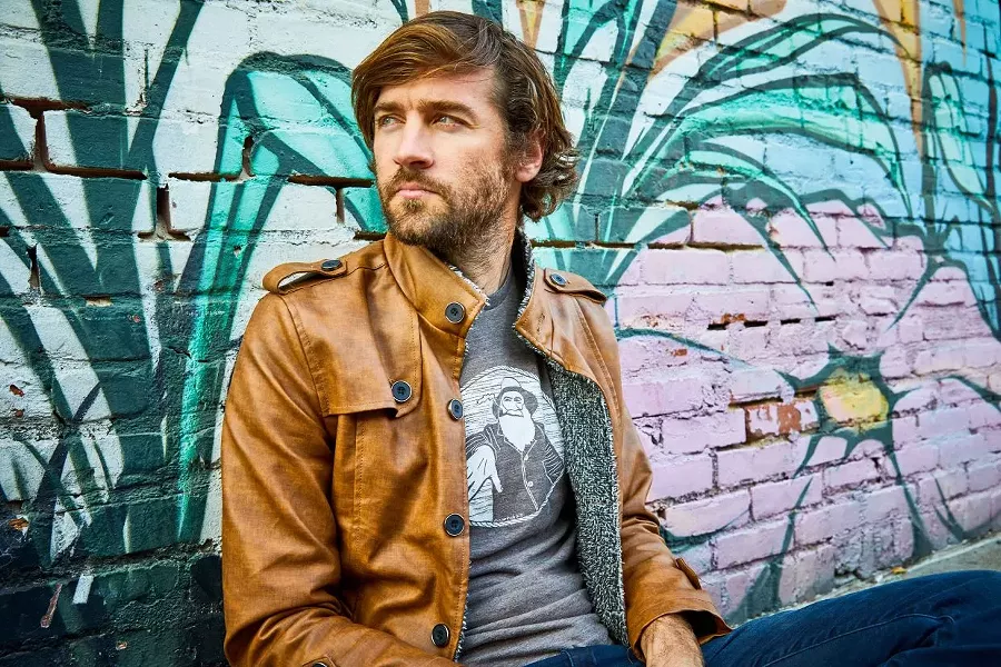 AMERICANA DELUXE John Craigie brings his #KeepItWarm2018 tour to The Siren on Nov. 18. - PHOTO COURTESY OF JOHN CRAIGIE