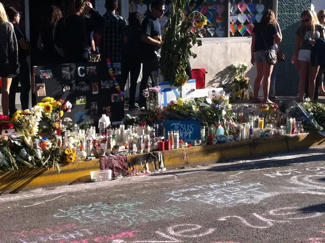 IN MOURNING: Members of the UC Santa Barbara and Isla Vista communities held numerous events to mourn the deaths of six UCSB students killed on May 23. Classes were canceled on May 27. - PHOTO BY CHLOE RUCKER