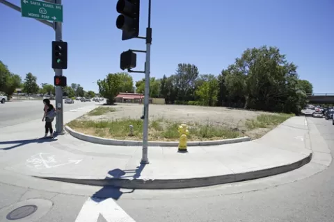 INTERCHANGE CHANGE : Progress toward construction at the meeting of highways 41 and 101 in Atascadero has been a long time coming, but is meeting with some criticism. - PHOTO BY STEVE E. MILLER