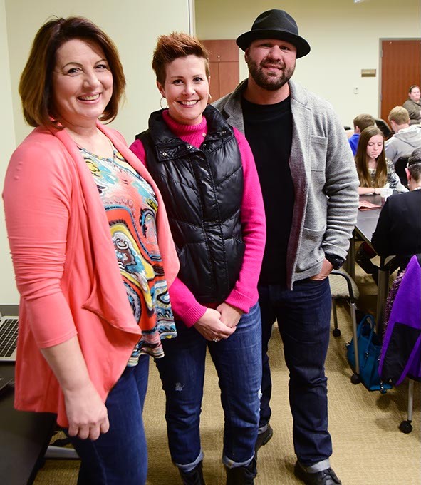 From left, Jane Wilson, with Sarah and Steve Mclean, photographed during the annual family potluck and support gathering for cancer survivors, at Integris Cancer Institute of Oklahoma, 11-18-14.  mh