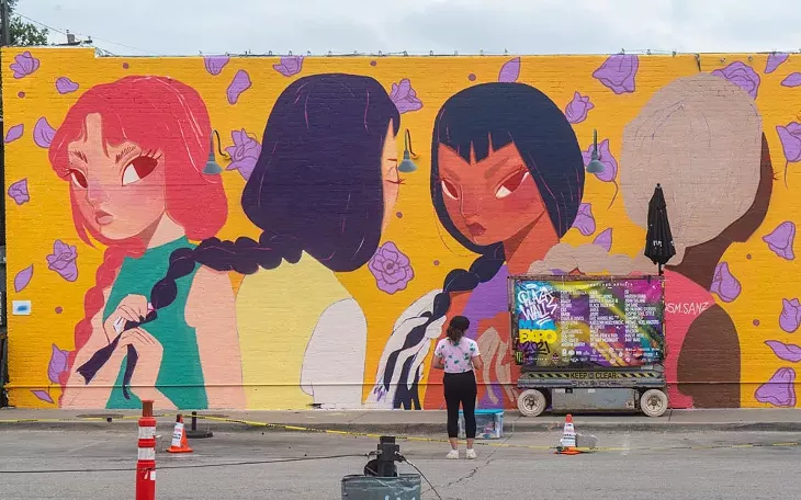 Sm. Sanz mural in the Plaza at Gatweeod - Ave and Nw 16th St. @sm.sanz - PHILLIP DANNER