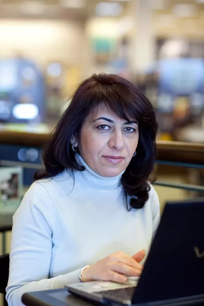 Dunya-Mikhail.jpg