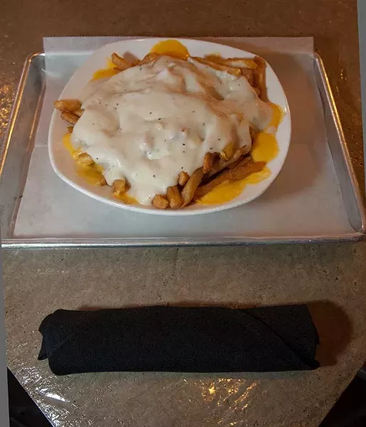The-Mule-Okie-Poutine-79mh.jpg