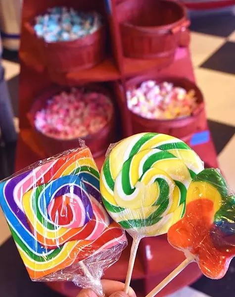 Bricktown-Candy-Co_3615mh.jpg
