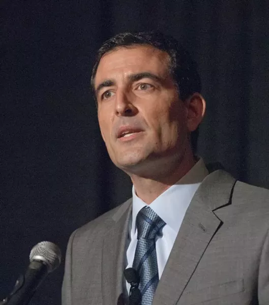Ed Shadid (Mark Hancock)