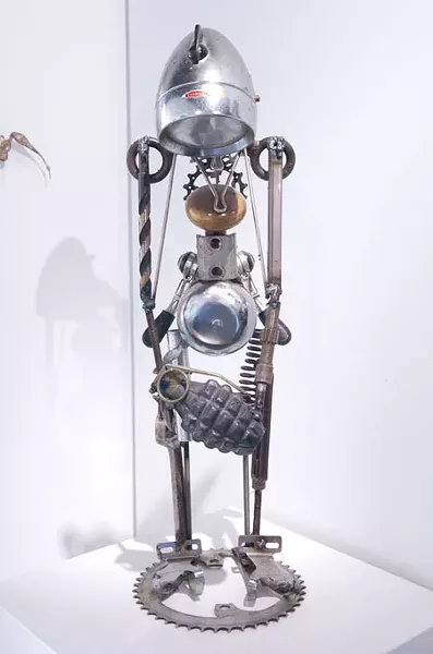 Work of sculptor Brett McDanel on display at Kasum Contemporary in 2015. | Photo Gazette / file