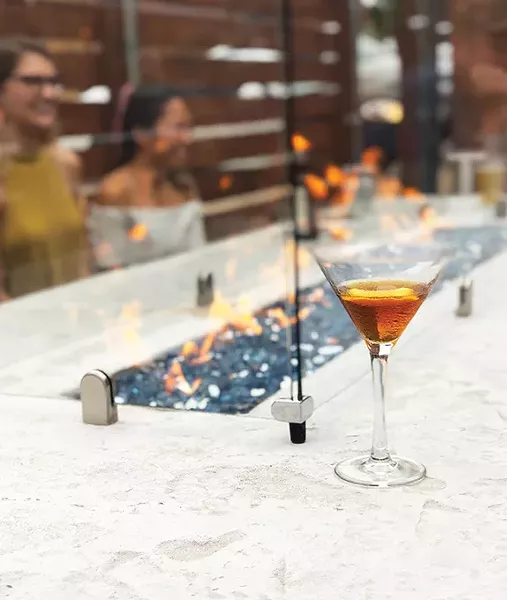 patio_firepit_1_.jpg