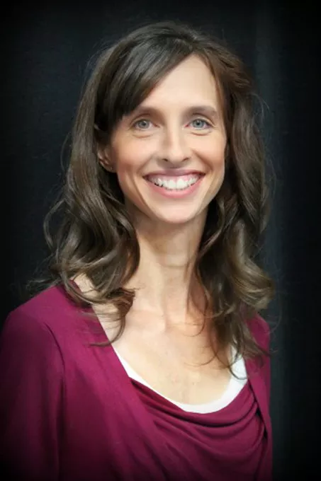 Erin-Buck-headshot.jpg
