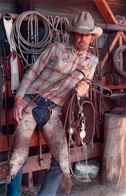 NewEraScans - Bank Langmore. ZX Ranch – Paisley, Oregon 1974 Dye Transfer print. - NATIONAL COWBOY & WESTERN HERITA