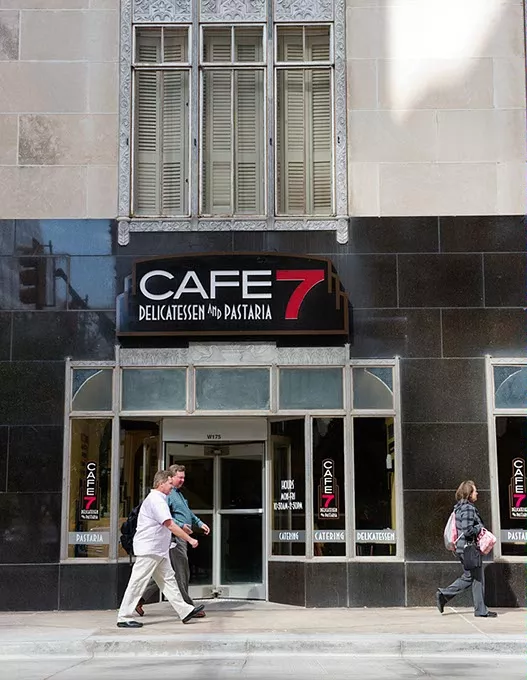 cafe-7-2007sc.jpg