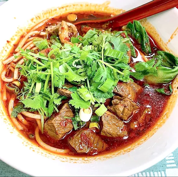 yummy_noodles_1.jpg