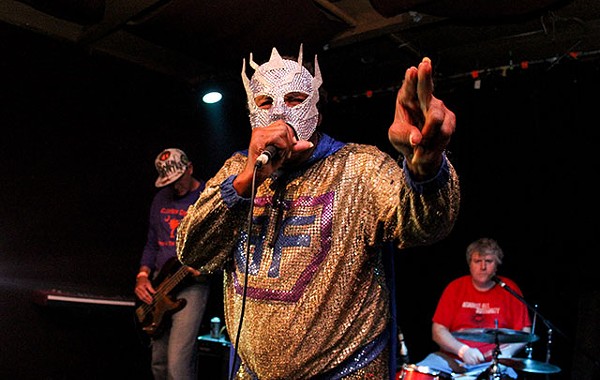 Blowfly at Will’s Pub; Photo by Christopher Garcia