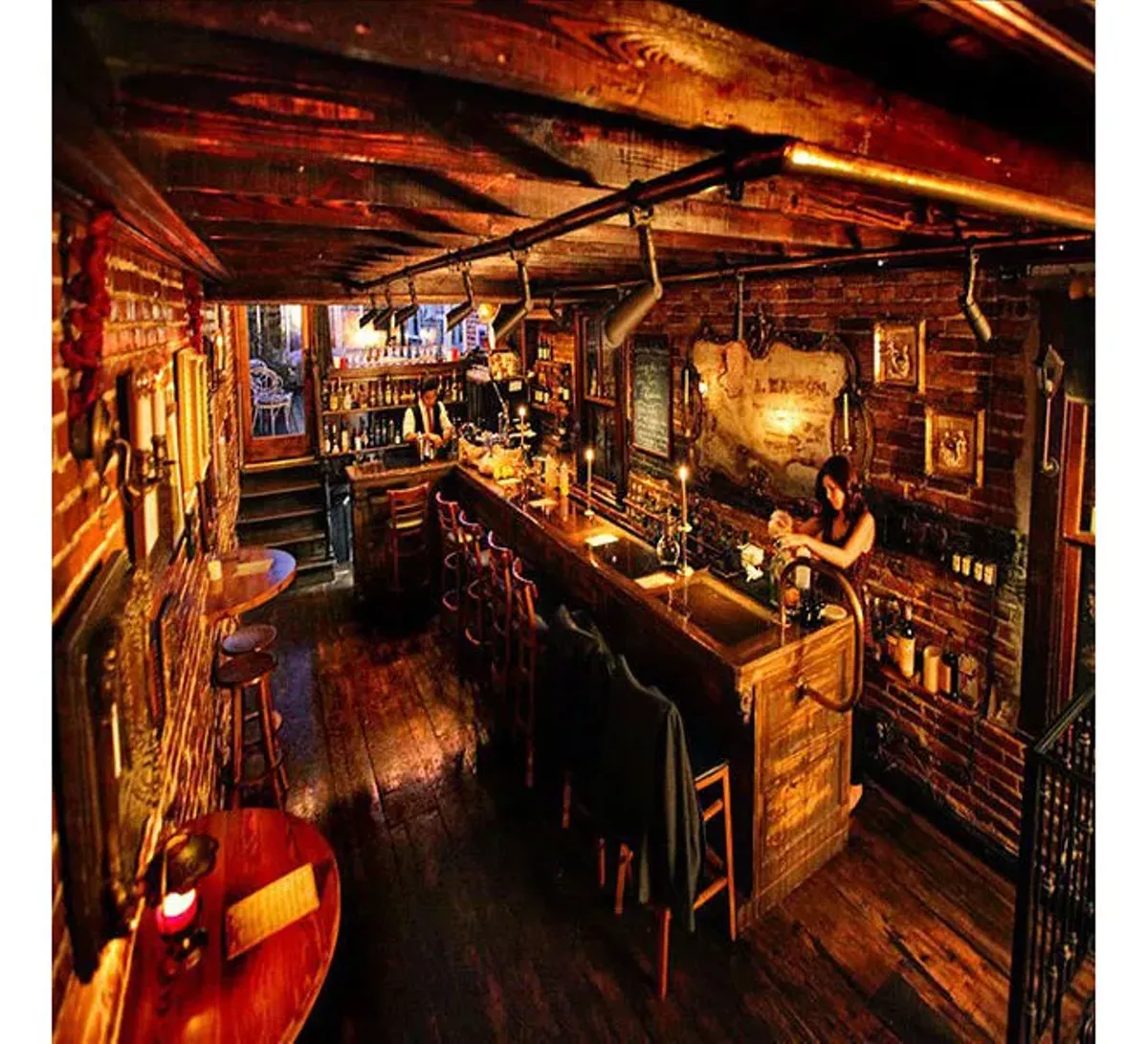 Hanson S Shoe Repair Downtown Bar Pub Nightspot