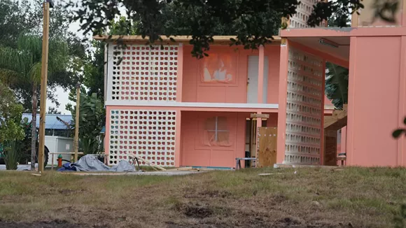 Oprah TV series builds set at high school near Universal ...