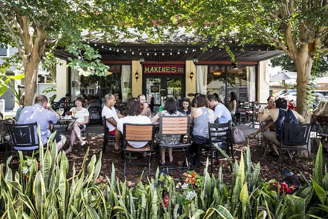 Alfresco brunch at Maxine's on Shine - PHOTO BY ROB BARTLETT