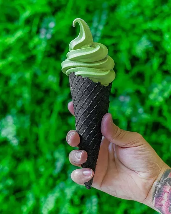 Matcha soft serve - HOI NGUYEN