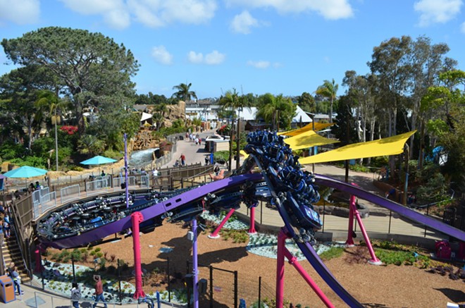Tidal Twister at SeaWorld San Diego, a first-generation Horizon II concept by Skyline Attractions. - IMAGE VIA SKYLINEATTRACTIONS.COM