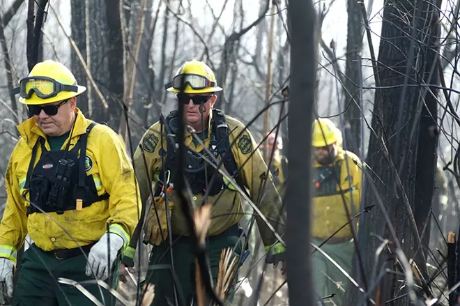 Florida Forest Service firefighters in Oviedo, near Chuluota - PHOTO BY MONIVETTE CORDEIRRO