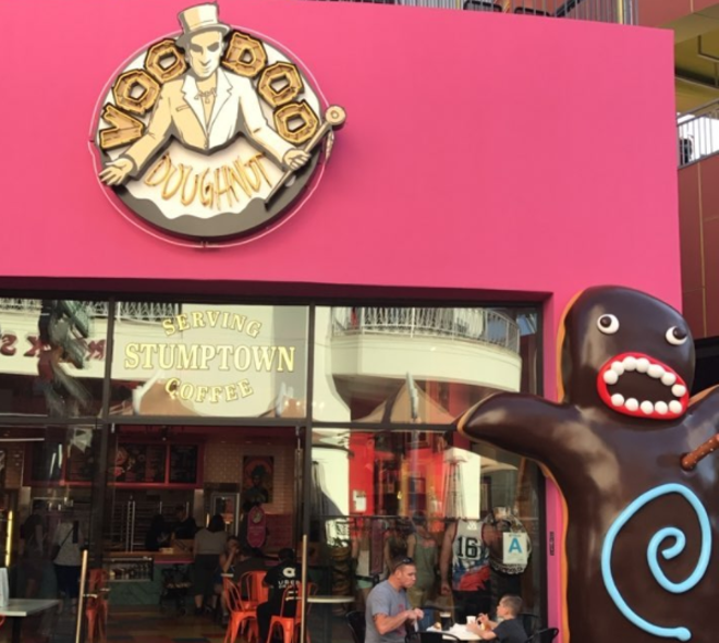 A Voodoo Doughnut Location Might Be Coming To Universal S Citywalk Click Image Voodoo Doughnut At Citywalk Hollywood Via Griffkentner Instagram