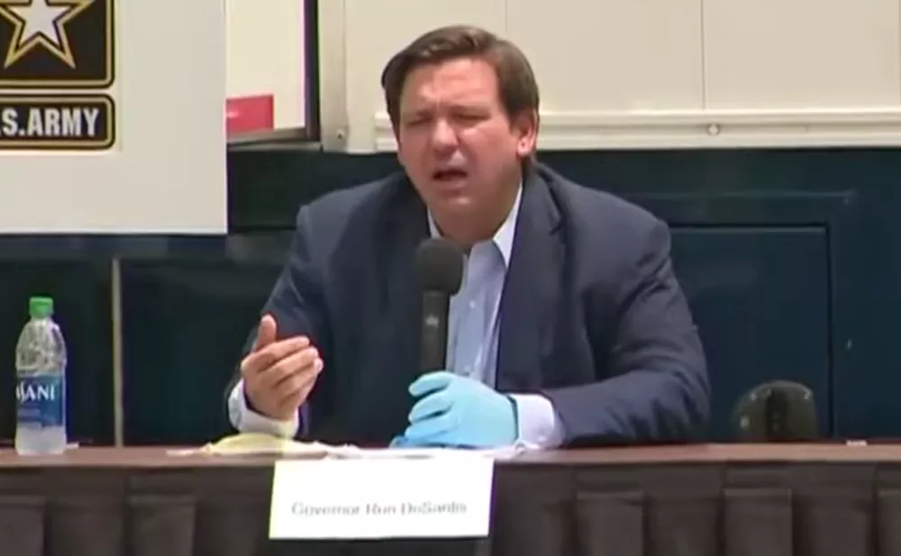 desantis-glove.jp