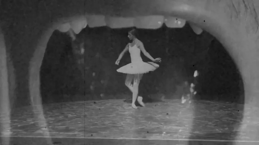 KATINA BITSICAS, 'LA PETITE EAT'