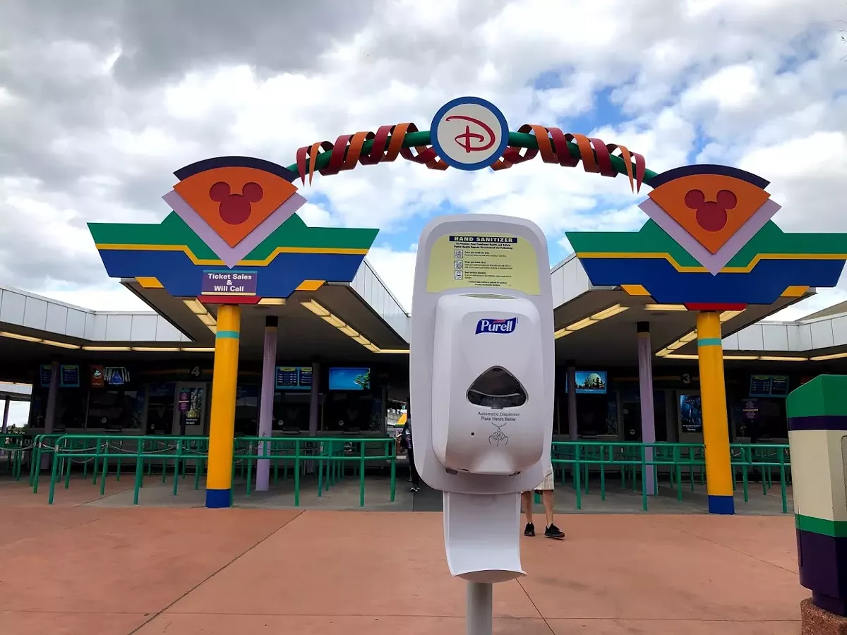 Planning a Disney vacation may soon get easier, and for that you can thank the pandemic and the influencers — really - Vimarsana News