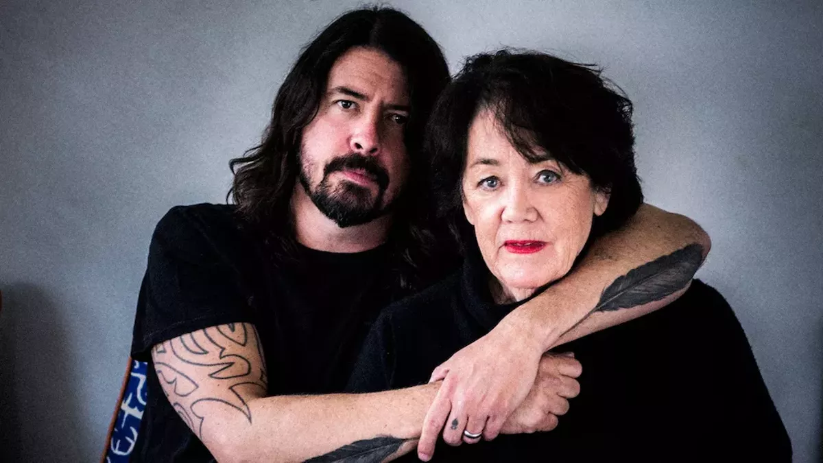 Dave Grohl's mom is v. cool, and so is her new Paramount+ series 'From Cradle to Stage' | Couchsurfing | Orlando - Vimarsana News