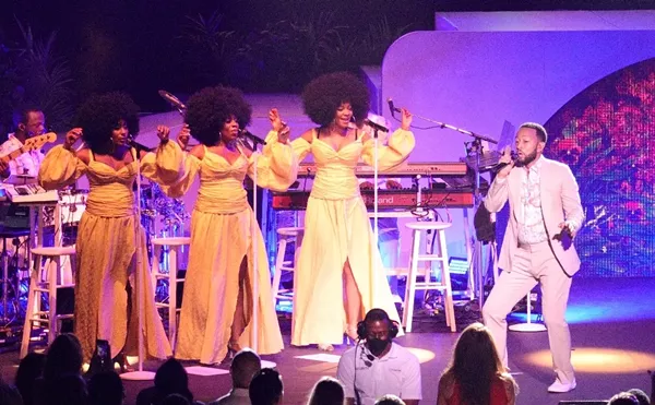 John Legend Brought a Bright, Sexy Lovefest to Arizona Federal Theatre