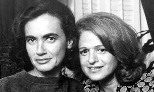42_film1_edie_and_thea.jpg