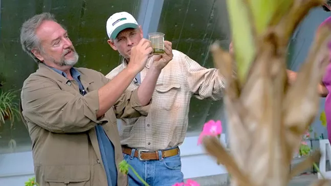 Michael Smith, inventor, and Erik Cutter, managing director of Alegría Fresh - PHOTO: THE NEED TO GROW