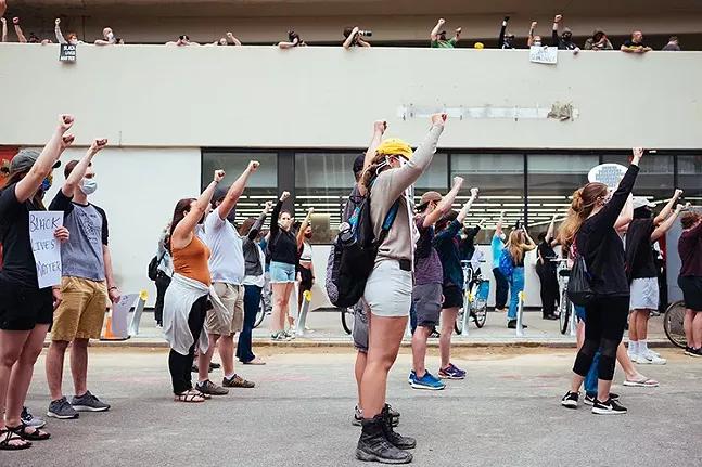 Thousands gather in Downtown Pittsburgh on Sat., May 30 to protest the death of George Floyd. - CP PHOTO: JARED MURPHY