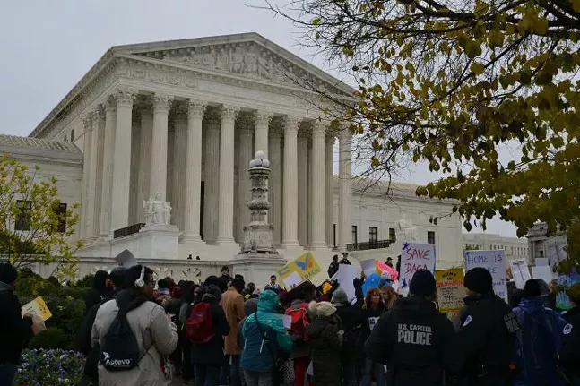 DACA supporters rally outside the U.S. Supreme Court on Tuesday, 11/12/19 - CAPITAL-STAR PHOTO BY ROBIN BRAVENDE