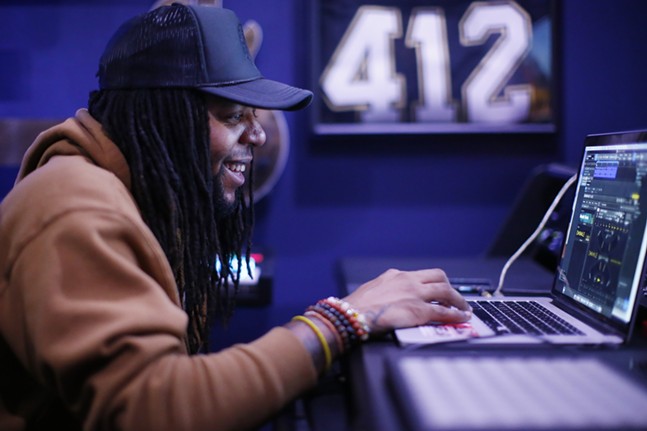 Popular hip-hop artist Benji. returns to Pittsburgh recording studio (6)