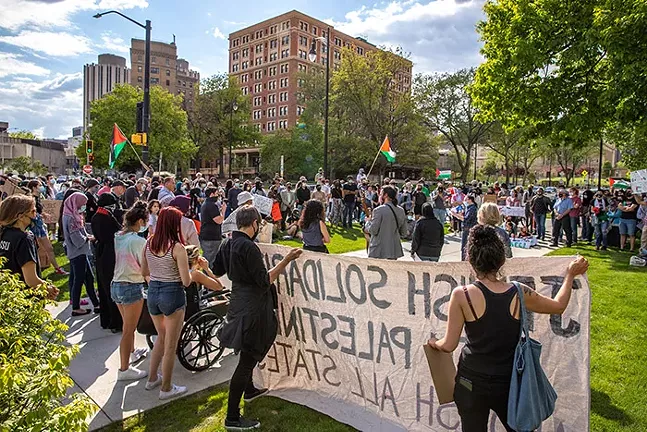 Hundreds gather for a Stand in Solidarity with Palestine protest outside the Cathedral of Learning in Oakland on Fri., May 14, 2021. - CP PHOTO: KAYCEE ORWIG