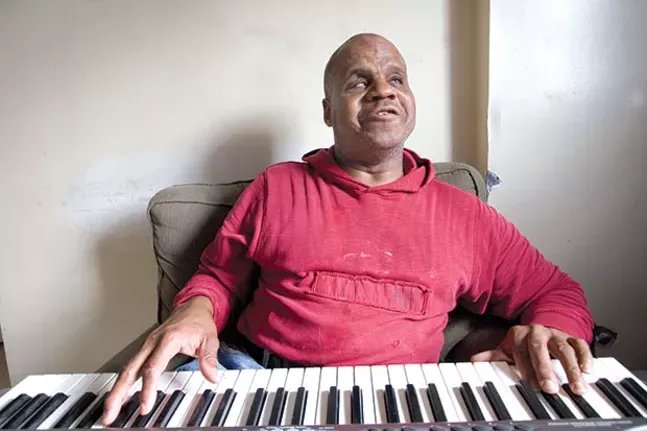 Bill Dorsey, a blind-street-corner blues singer and one of Pittsburgh's most distinctive voices, in 2007 - CP FILE PHOTO