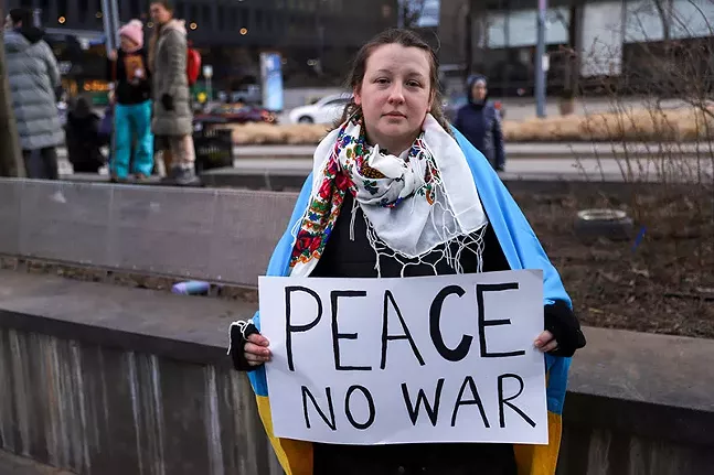 Hundreds rally in Downtown Pittsburgh to support Ukraine (8)