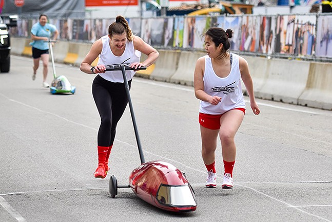 Buggin’ Out: CMU students race self-made buggies in Oakland