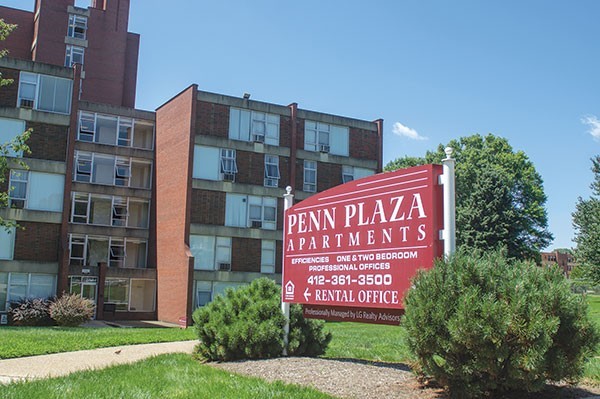 Penn Plaza apartment complex before it was torn down - CP PHOTO BY AARON WARNICK
