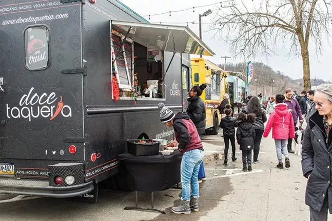 Pittsburghs First Food Truck Park Opens For Weekend Service