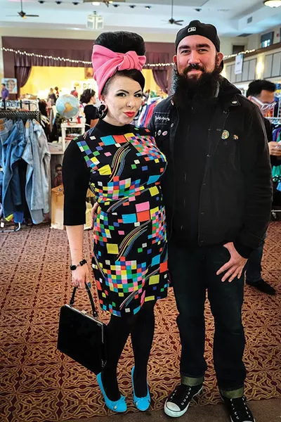 Retro fashion at Pittsburgh Vintage Mixer - BESS DUNLEVY/PITTSBURGH VINTAGE MIXER