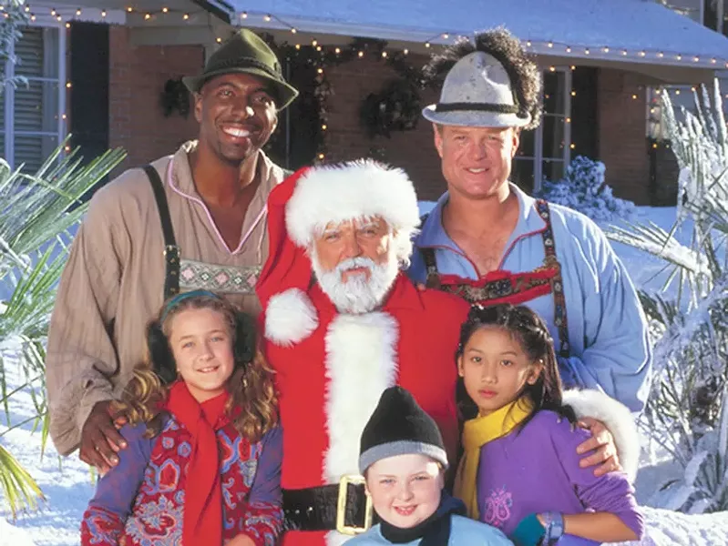 A normal Christmas in Los Angeles - DISNEY