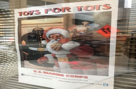IDI Consulting hosts Toys for Tots drive
