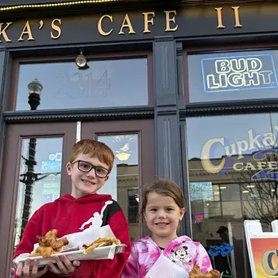 A fish fry fundraiser, a pizza place closure, and more Pittsburgh food news